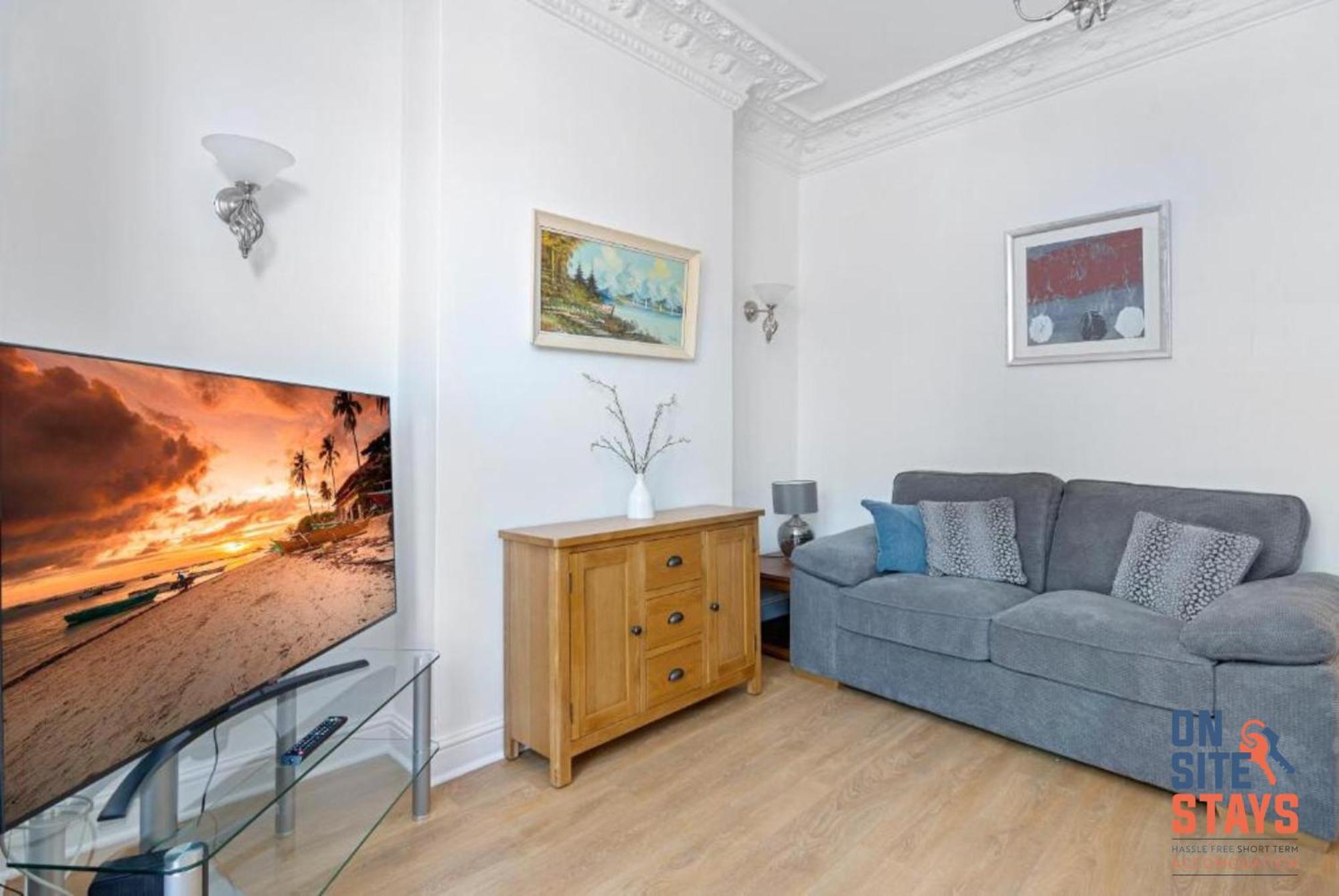 Onsitestays - Tranquil 2 Bedroom Apartment With Large Kitchen, Private Garden Near Wimbledon Station Londýn Exteriér fotografie
